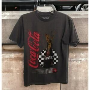Coca-Cola Mens Medium T-Shirt Racing Bottle Victory Flag Graphic Tee